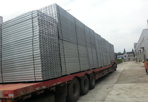 如何選擇優質湖南鋼跳板廠家 重視產品質量與門窗制造工藝